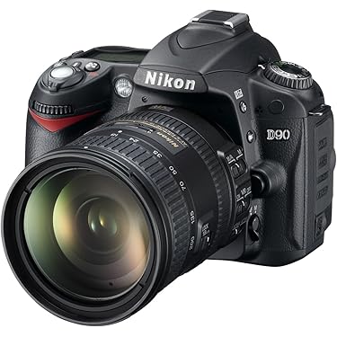 Nikon D90 レンズセット、Nikon DX 18-105mm Nikon D90 Kit 12.3-megapixel digital SLR camera with 18